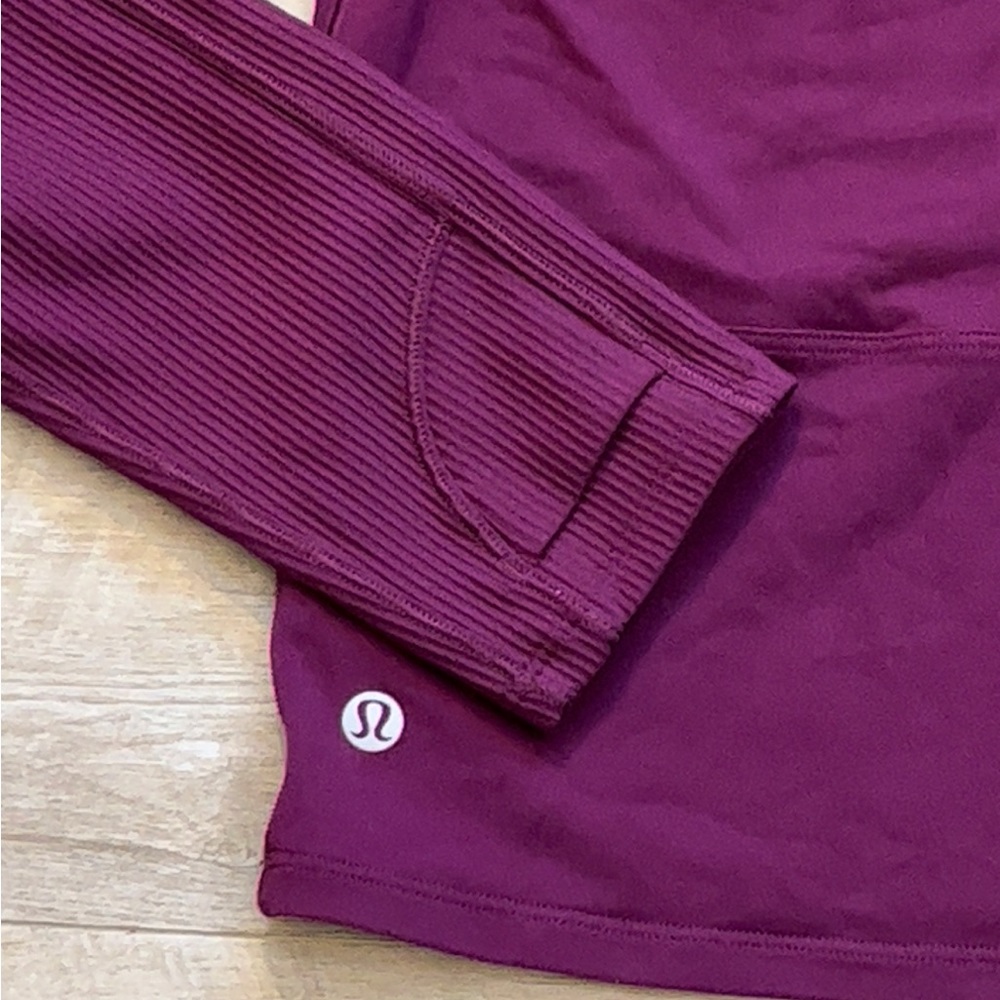 Lululemon Cropped Half-Zip Pullover - image 6